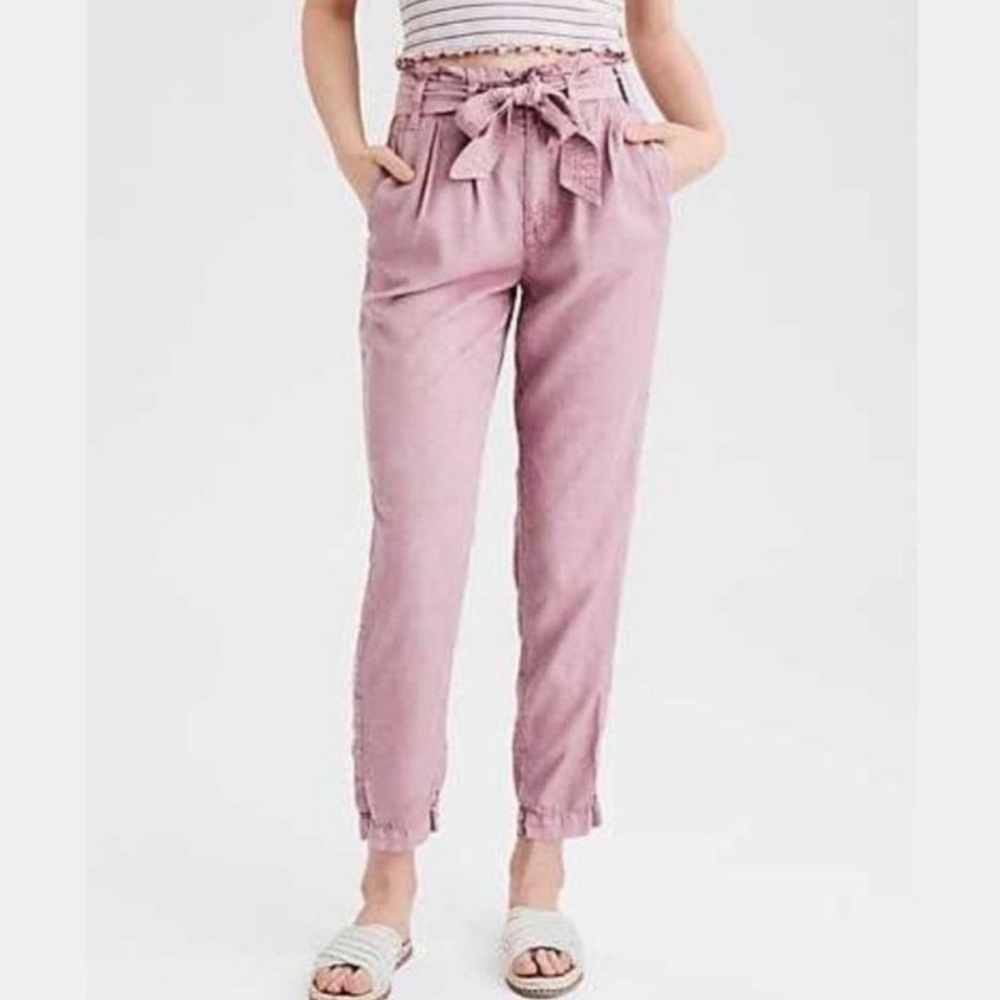 American Eagle High Waisted Pink Paperbag Pants Size 4